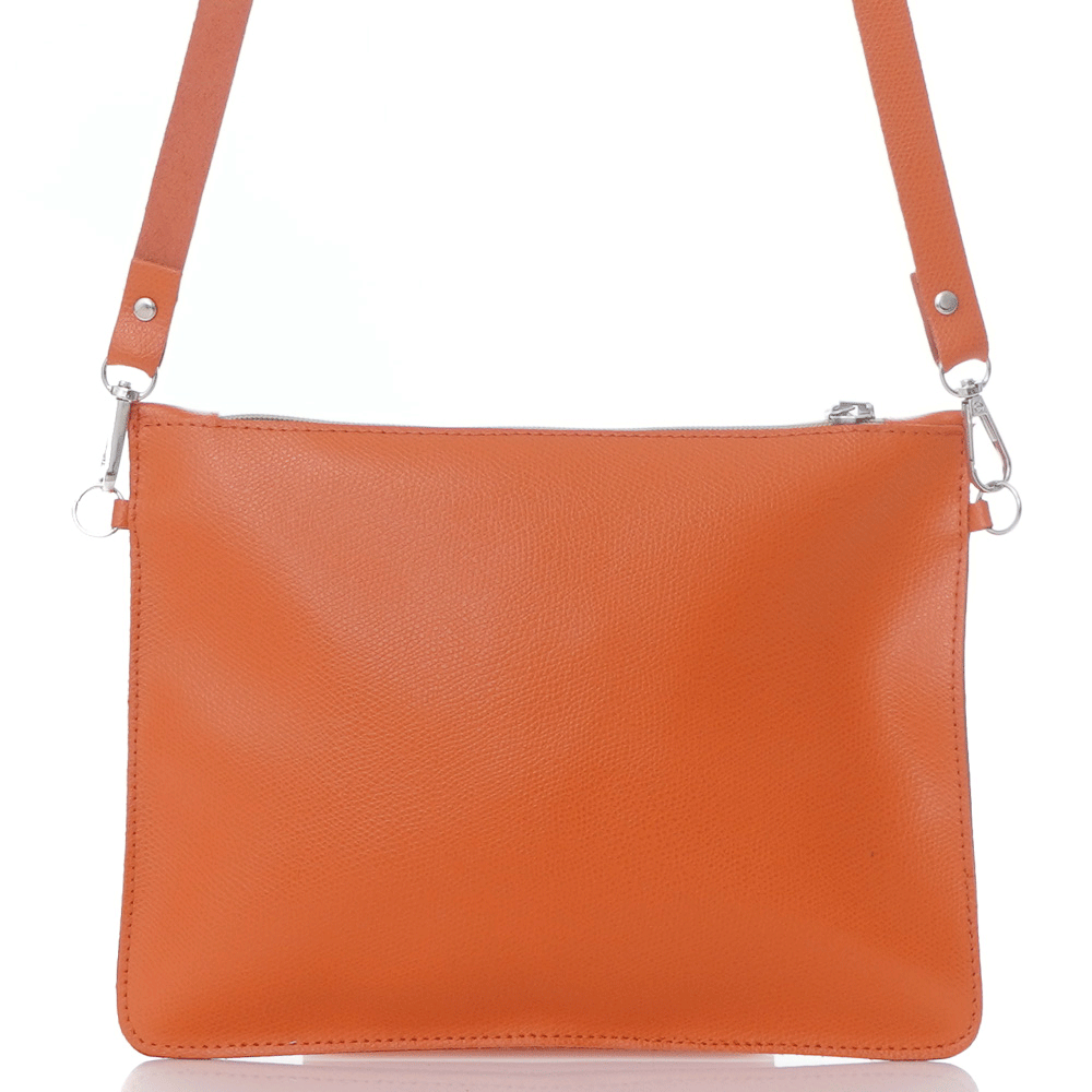 Малка чантичка от естествена кожа модел Nora orange